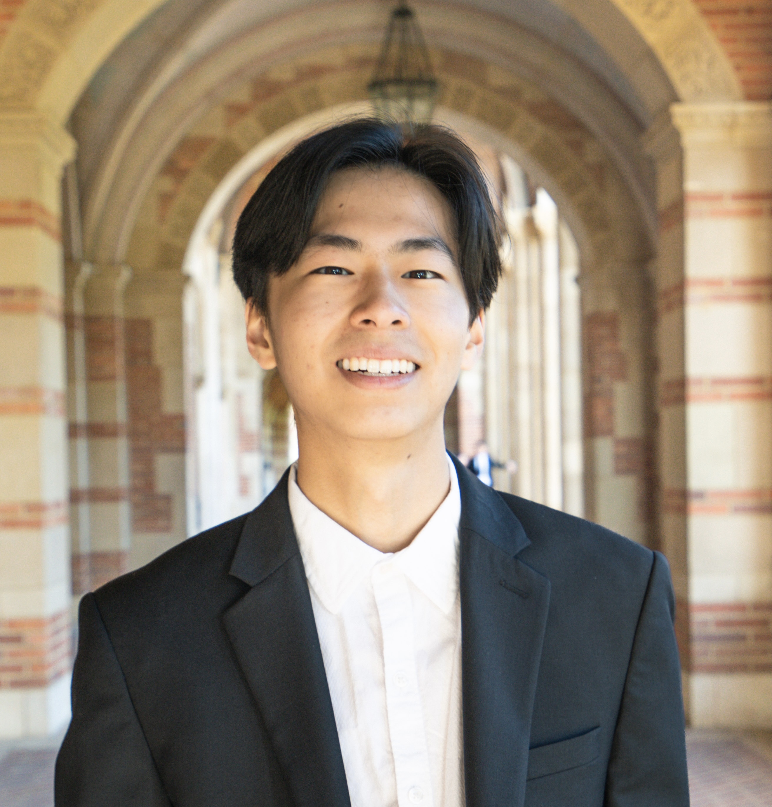 Photo of Lawrence Lee